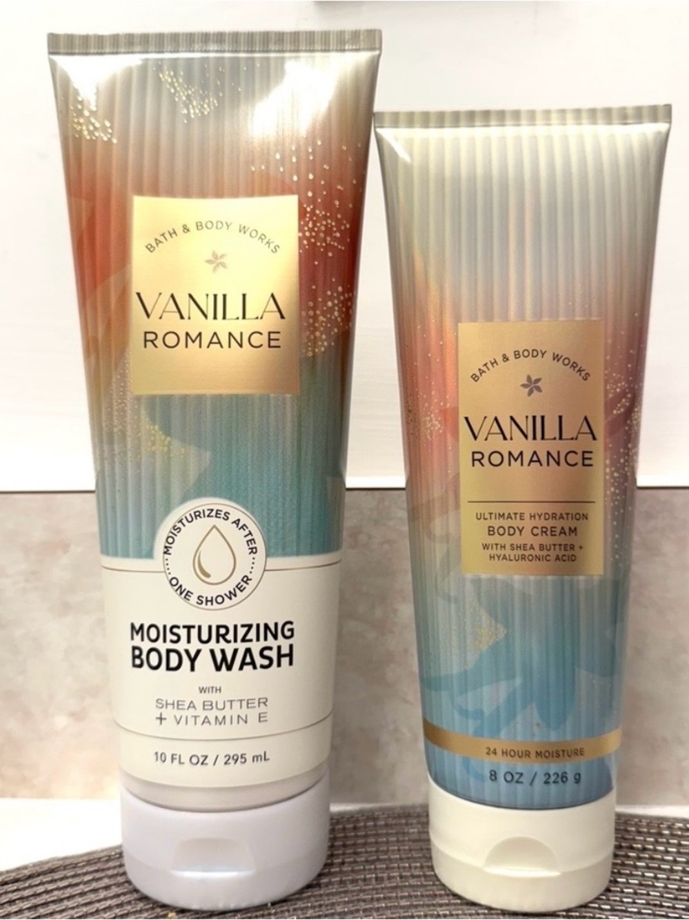 NWT Bath & Body Works Vanilla Romance Moisturizing Body Wash & Cream Set